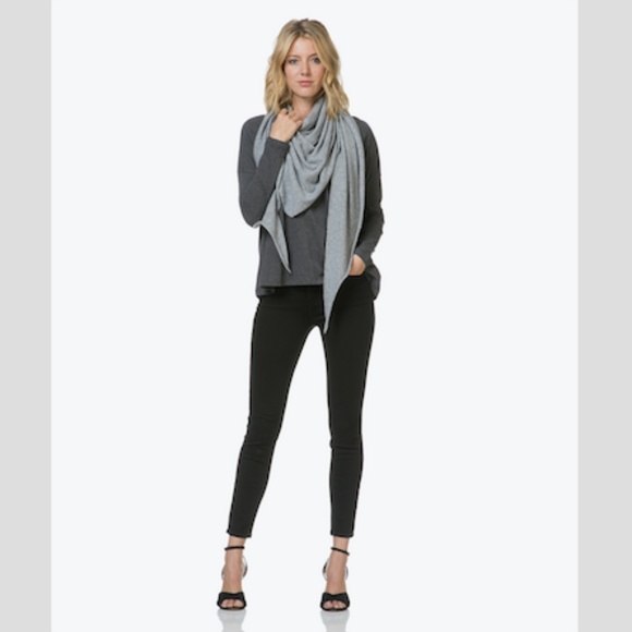 Current/Elliott Black Skinny Jeans - Picture 7 of 7